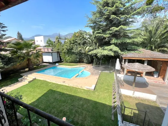 Gran Casa En Condominio Cercana A Colegios - La Reina Alta