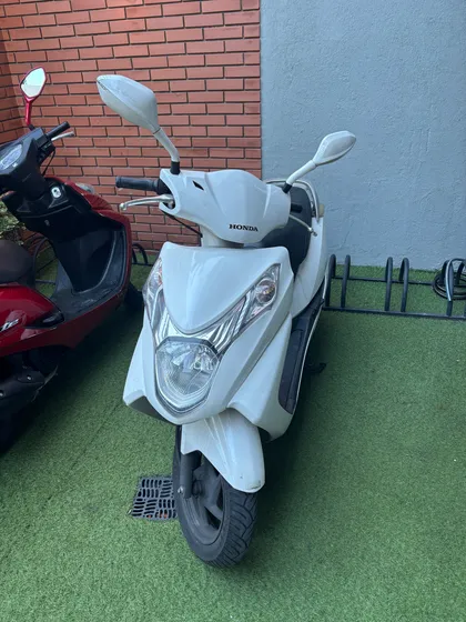 Moto Honda Elite 125