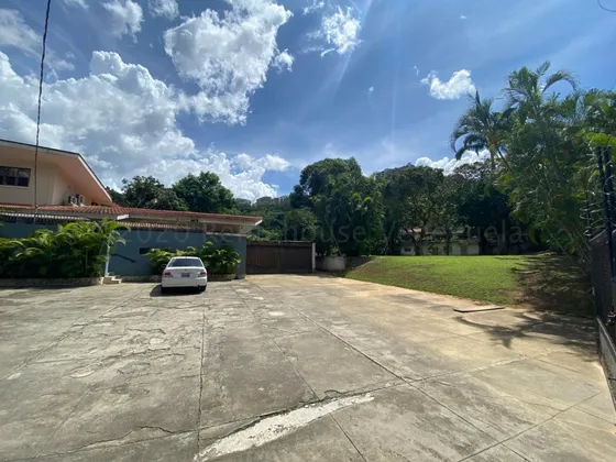 Venta De Casa En Valle Arriba Jlrp Mls 25-12214