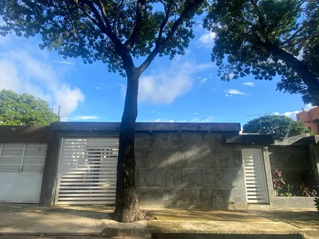 Casa En Venta Semi Remodelada, Calle Privada, Entrega Inmediata
