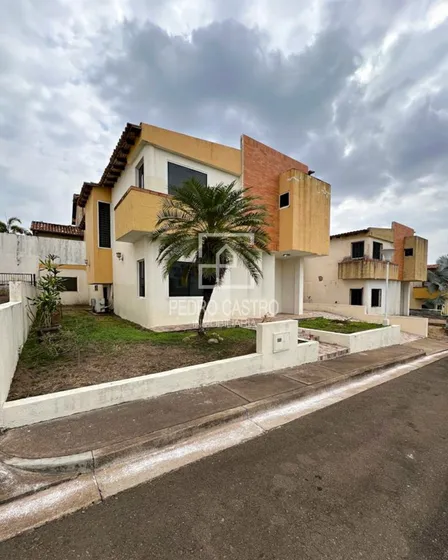 Venta Tonw House En Villa Granada Conjunto Residencial Athenea Place,  Puerto Ordaz, Guayana, Bolivar, Venezuela