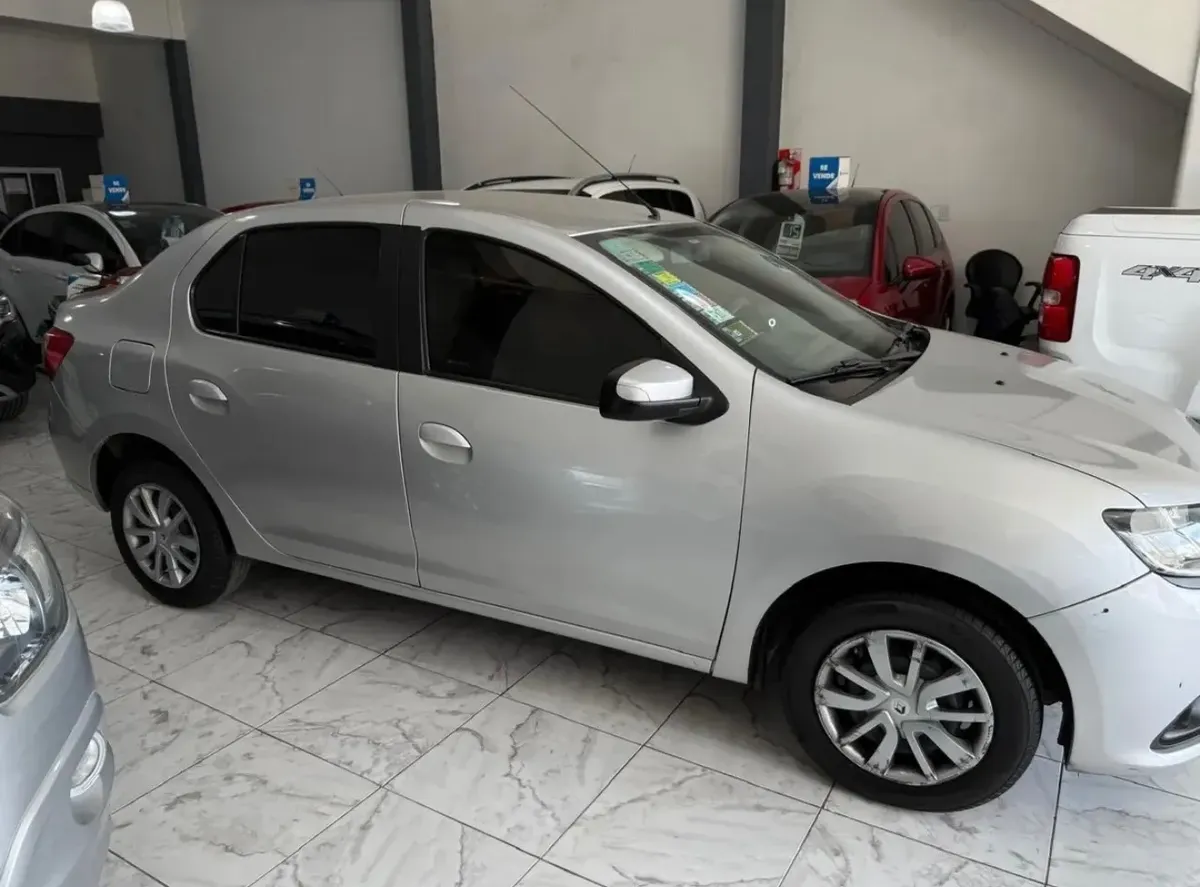 Renault Logan 1.6 Authentique Plus 85cv558103088522209283