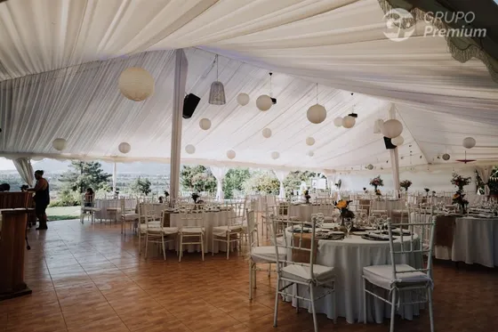 Centro De Eventos En Pirque. 540 M2 / 10.000 M2 