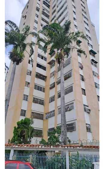 Se Vende Apartamento 76m2 El Valle 7263