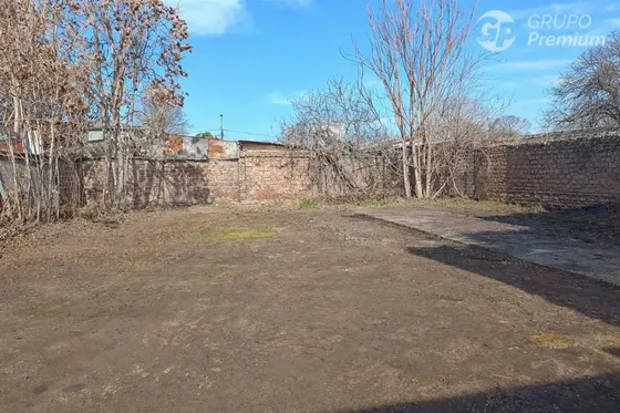 Casa En Venta De 2 Dorm. En Quinta Normal