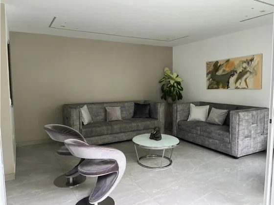Apto - Venta - Cali - Pance - 142 Mtrs - 2 Parq  Sotano - El Lago Club