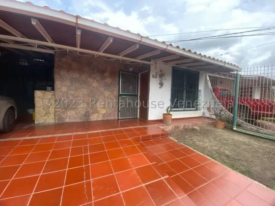 Milagros Inmuebles Casa Venta Cabudare Lara Valle Hondo Economica Residencial Economico Código Inmobiliaria Rent-a-house  25-5688