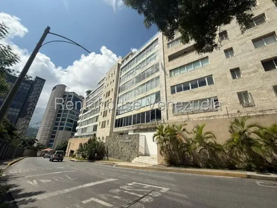 Imponente Ph Pent House Venta Las Mercedes #26-8901 Lb