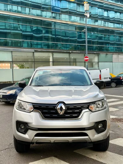 Renault Alaskan 2.3t 16v Confort Mt 4x4