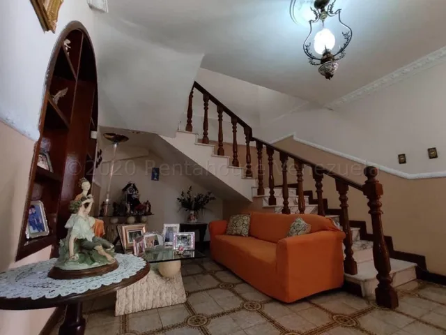 Milagros Inmuebles Casa Venta Barquisimeto Lara Zona Este Nueva Segovia Economica Residencial Economico Código Inmobiliaria Rent-a-house  23-17628