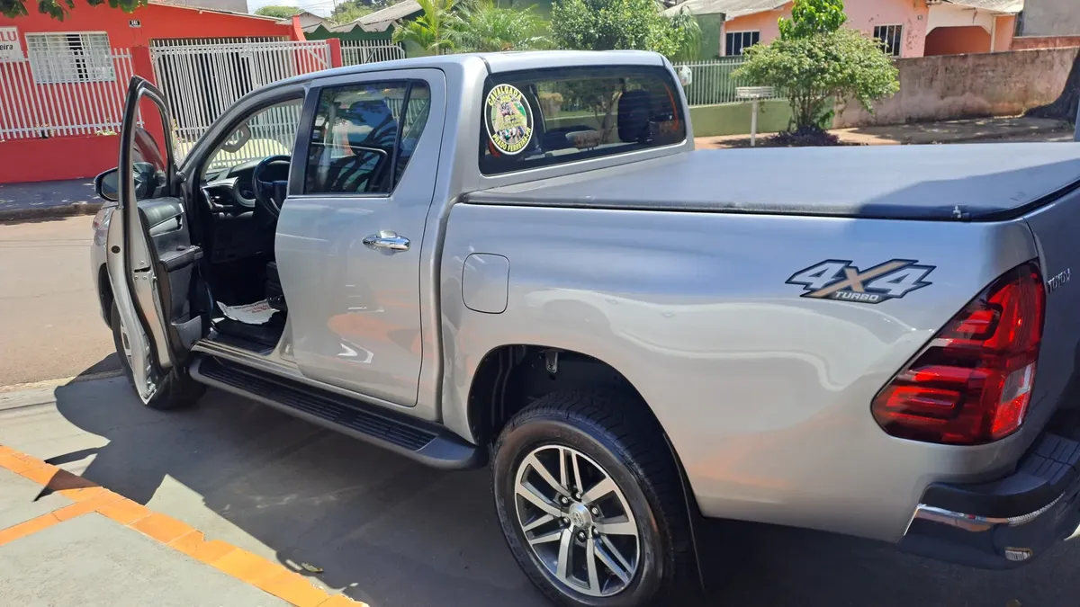 Toyota Hilux 2018 2.8 Tdi Srx Cab. Dupla 4x4 Aut. 4p — foto 4