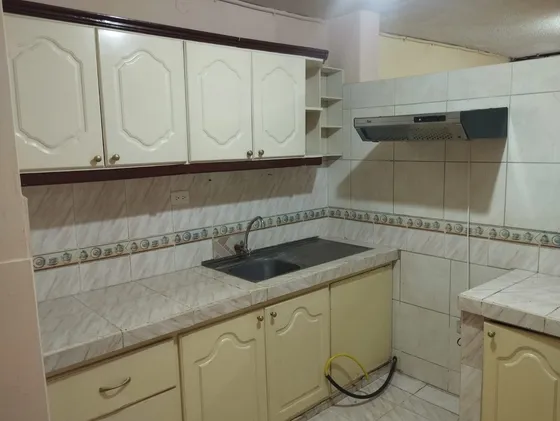 Cómoda Suite De Arriendo En El Puente 9