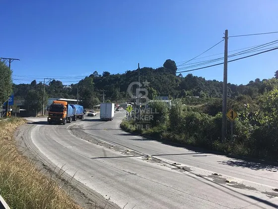 Terreno Versátil: Ideal Para Uso Comercial O Industrial