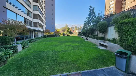 Departamento En Arriendo De 2 Dorm. En La Florida