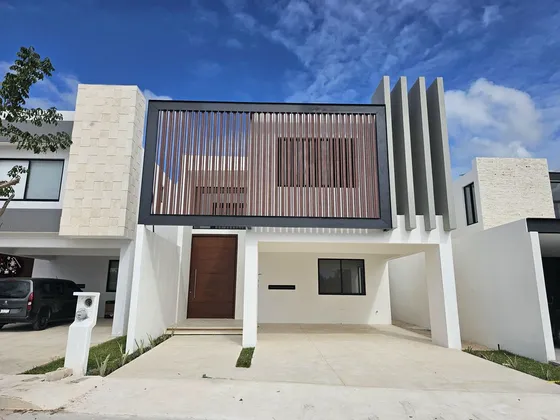 Casa De Lujo En Venta Al Norte De Mérida Carretera Progreso