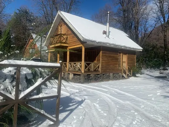 Linda Cabaña Camino A Las Termas De Chillán, Orilla Camino