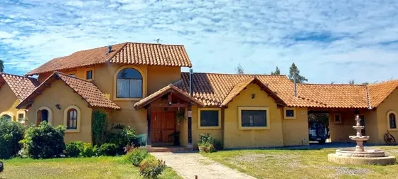 Estupenda Casa En Parcela A Excelente Precio