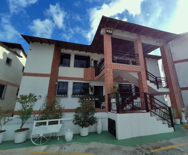 Venta De Apartamento. Residencias Loma Magica, Carrizal. Of
