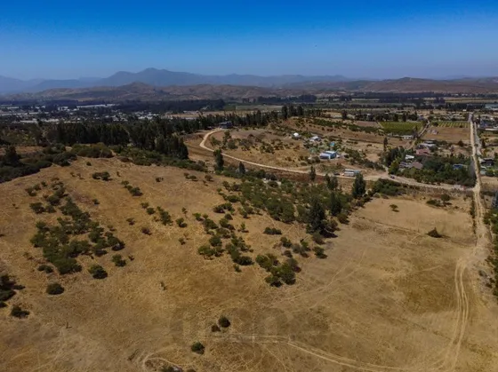 Se Vende Parcela En Sector Los Laureles Limache