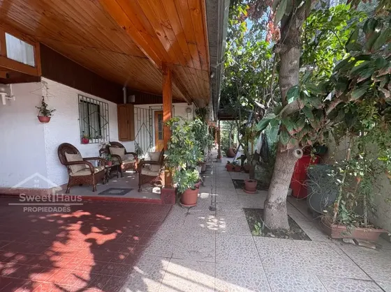 ¡oportunidad En Huechuraba! Casa Con Gran Terreno !