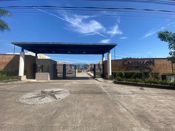 Venta Ultimos 2 Lotes En Fraccionamiento En Cordoba, Ver