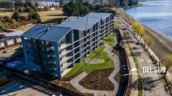Departamento Moderno Y Eficiente Con Excelente Vista A Lago 