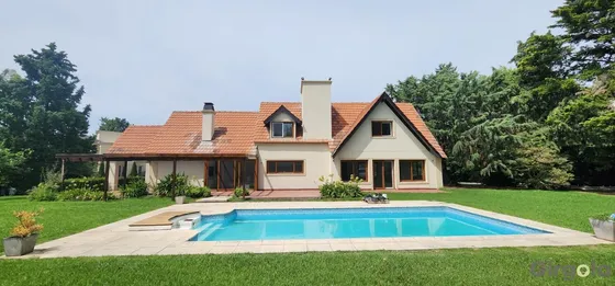 Casa En Venta 5 Ambientes San Diego Moreno