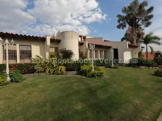 Milagros Inmuebles Casa Venta Barquisimeto Lara Zona Este El Pedregal Economica Residencial Economico Código Inmobiliaria Rent-a-house  25-2010