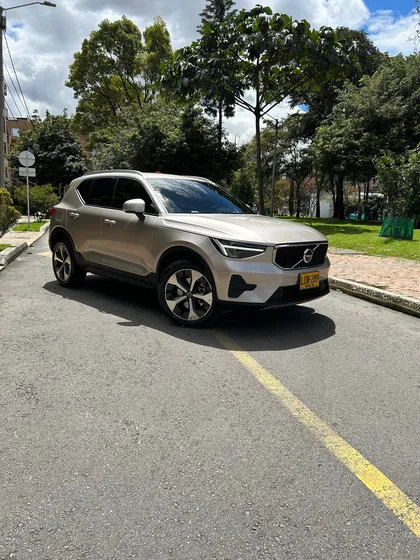 Volvo Xc40 2.0 Hibrid