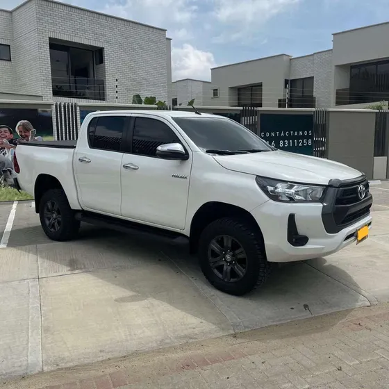 Toyota Hilux 2.4l