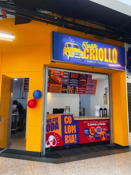 Restaurante De Comida Típica Colombiana, Bogotá, Iserra 100