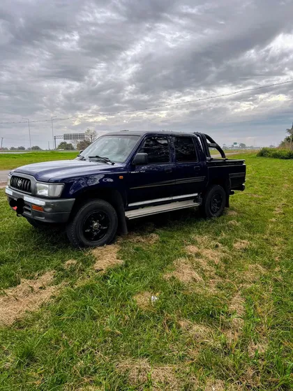 Toyota Hilux Pick-up 3.0 Dx 4x2 Doble Cabina