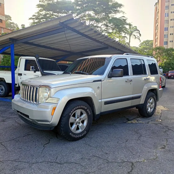 Jeep Cherokee Kk Automático 4x4