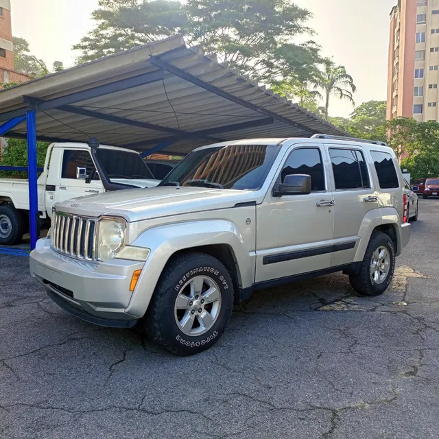 Jeep Cherokee Kk Automático 4x4