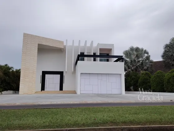 Espectacular Casa Urb San Miguel 