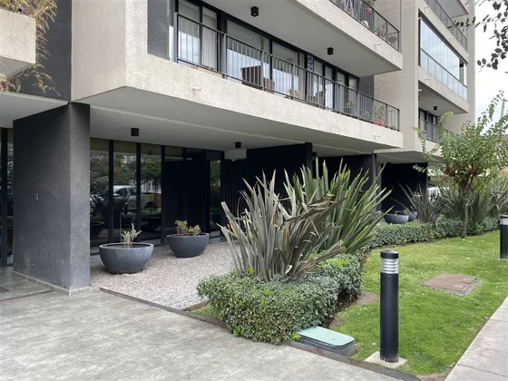 Departamento En Arriendo De 2 Dorm. En Providencia