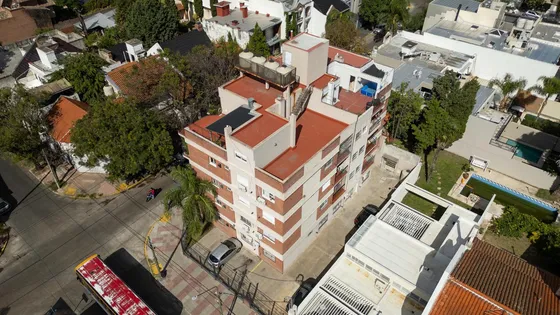 Departamento En Venta  De 2 Ambientes En Ramos Mejía