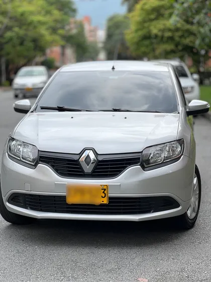 Renault Logan 1.6 Dynamique