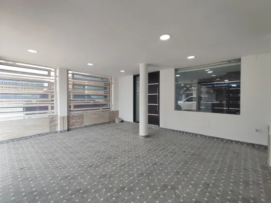 Casa En Venta En La Ceiba. Cod V30497