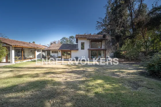 Casa Los Dominicos Antiguo