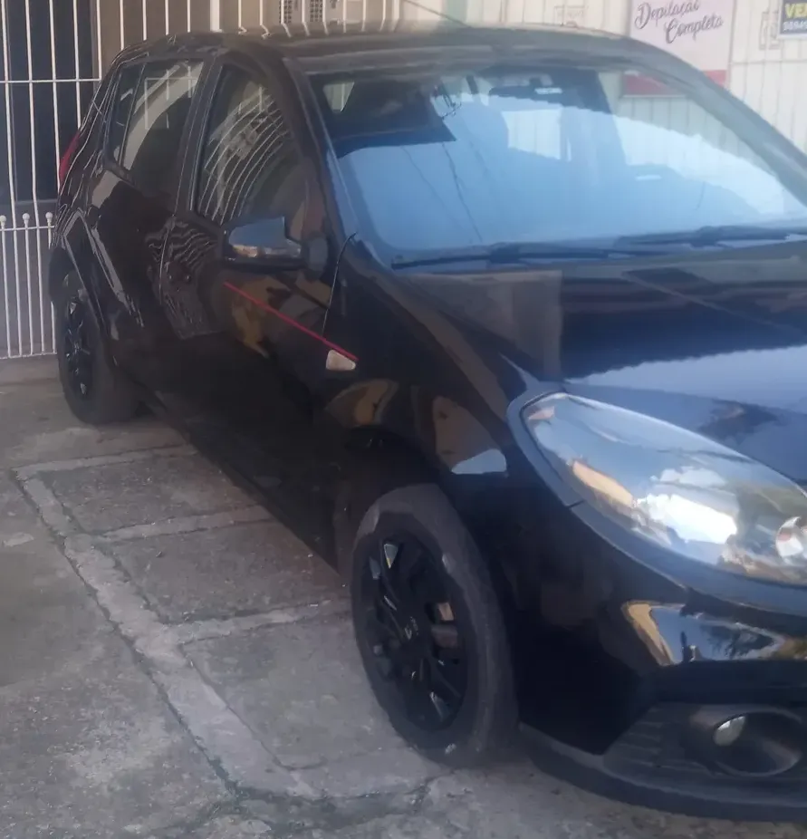 Renault Sandero 2013 1.6 Gt Line Hi-power 5p Renault Sandero 2013 1.6 Gt Line Hi-power 5p