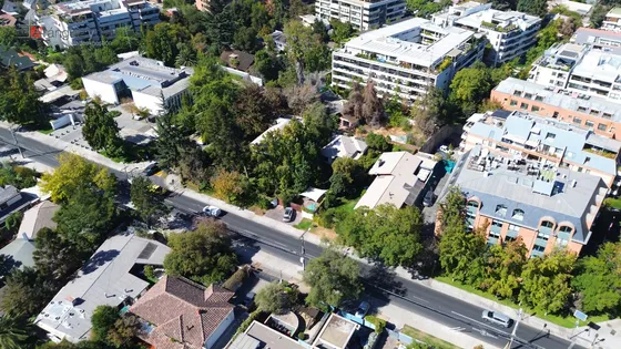 Unico Y Exclusivo Terreno De 2.000 Mt2 En Corazón Vitacura