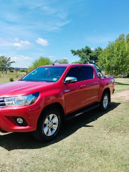 Toyota Hilux Sr 4x4 Diesel