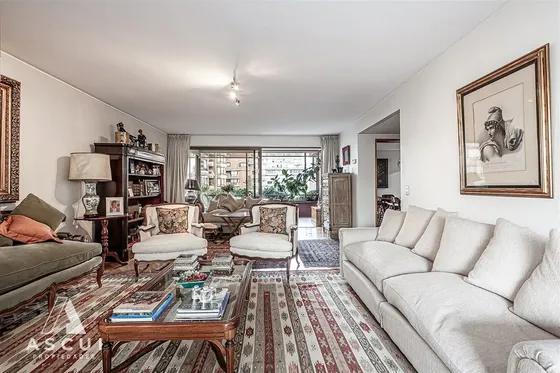 Departamento En Venta De 3 Dorm. En Vitacura