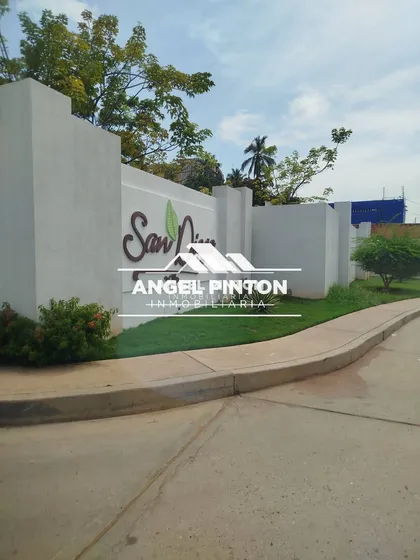 Townhouse En Venta Villa San Diego Maracaibo Api 110822