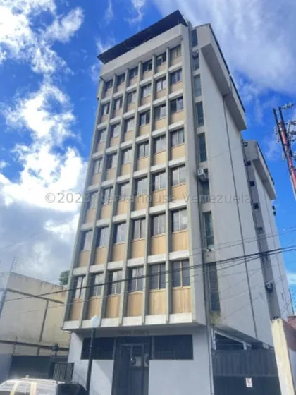 Milagros Inmuebles Oficina Alquiler Barquisimeto Lara Zona Centro Economica Comercial Economico Código Inmobiliaria Rent-a-house  24-5247