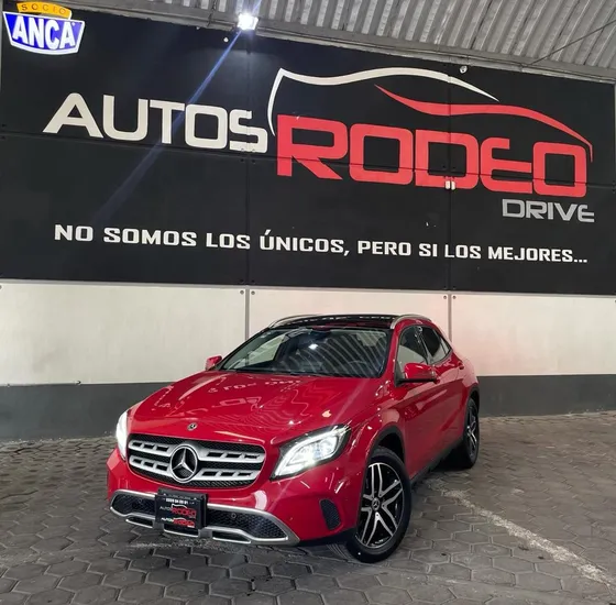 Mercedes-benz Clase Gla 1.6 200 Cgi At