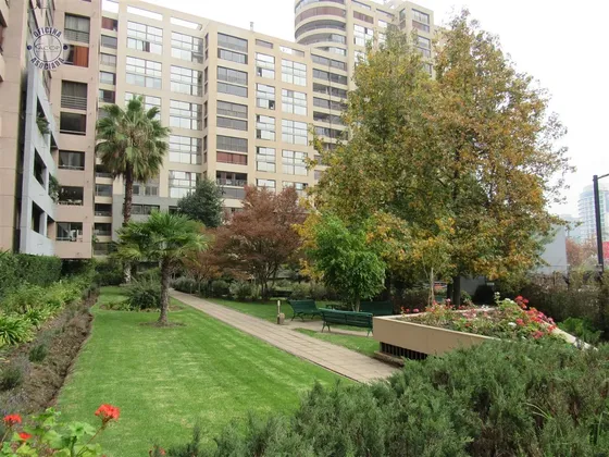 Departamento En Venta De 3 Dorm. En Las Condes