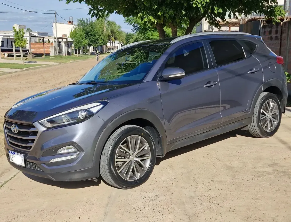 Hyundai Tucson 2.0 16v