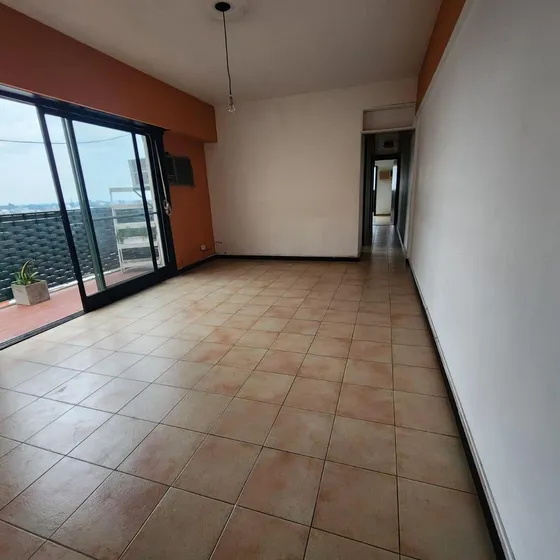 Departamento En Venta - 2 Dormitorios 1 Baño - Cochera - 69mts2 - Tigre